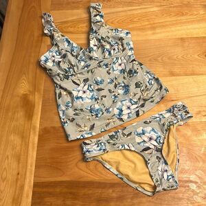 Alex Marie tankini blue with floral print